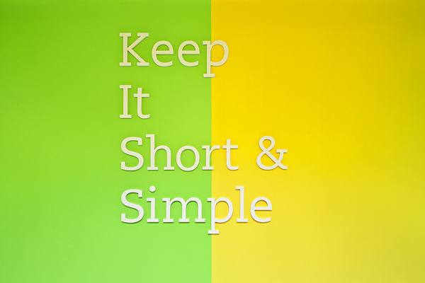 ɫ���S���ČWУ����