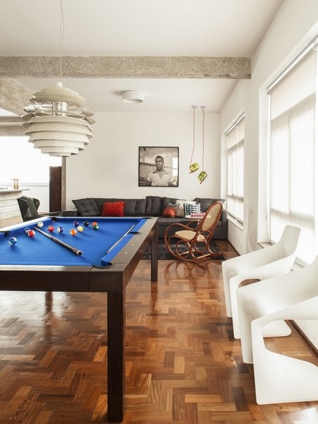 ��ͬ�L������ɫ�����F����Ԣ