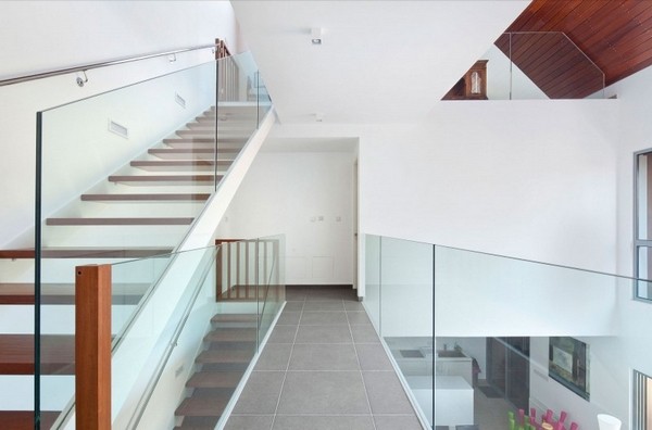 ��(x��)��(ji��)ȡ�ق��y(t��ng)�L(f��ng)��Serafides�e��