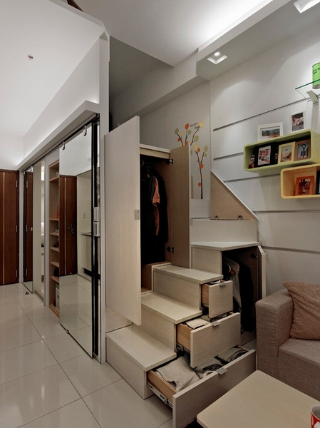 ���е�˽������