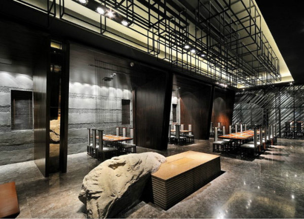 �ձ������͏d