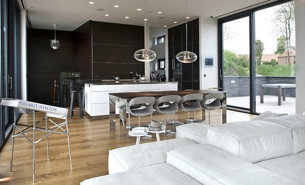 ��ɫ�ͻ��A���W�Ҿӵذ呪��(1)