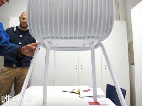 Dragonfly(蜻蜓)座椅懸臂式創(chuàng)意椅子