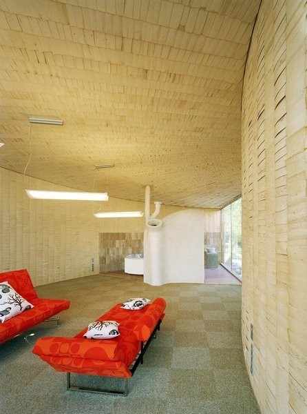 ���m��˹����������סլ