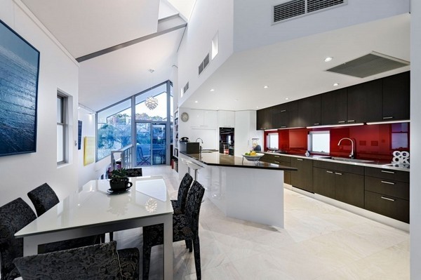 ����ɫ�ʰĴ������F��סլ�OӋ