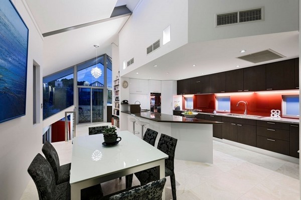 ����ɫ�ʰĴ������F��סլ�OӋ