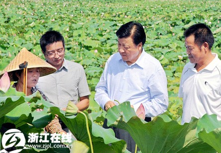 劉云山一行蒞臨艾萊依參觀指導(dǎo)