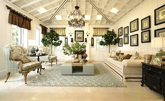 ��׃�@�G���A��լ