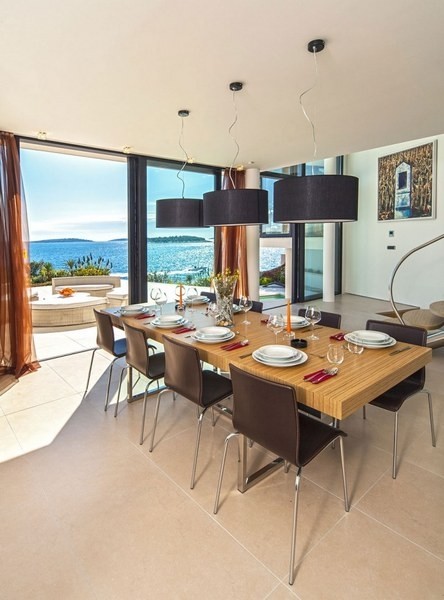 ���_�؁���ɫ�侀�����e��