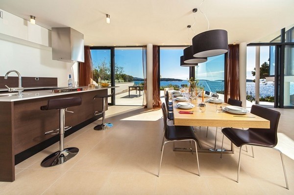 ���_�؁���ɫ�侀�����e��