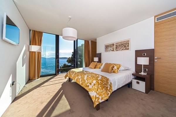 ���_�؁���ɫ�侀�����e��