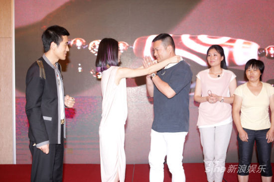 黃圣依持續(xù)關(guān)注病重女童成其心靈導(dǎo)師