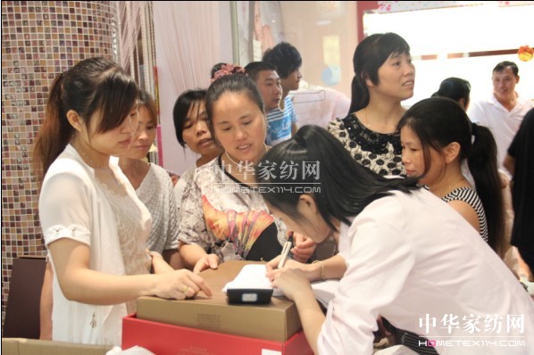 �Ϸ�����Ɉ���ُ���ɽ��ư��f