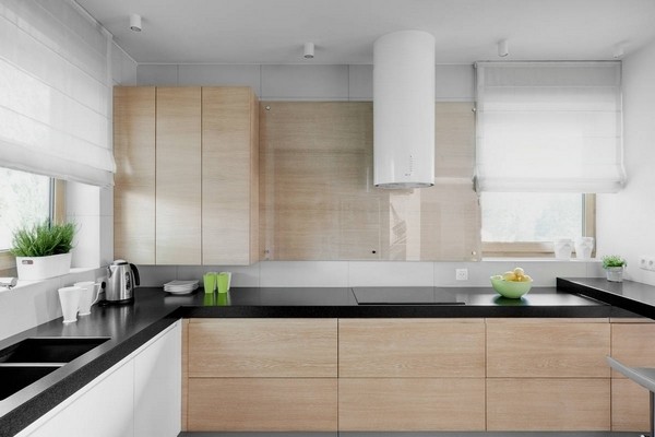 波蘭現(xiàn)代感四口之家住宅