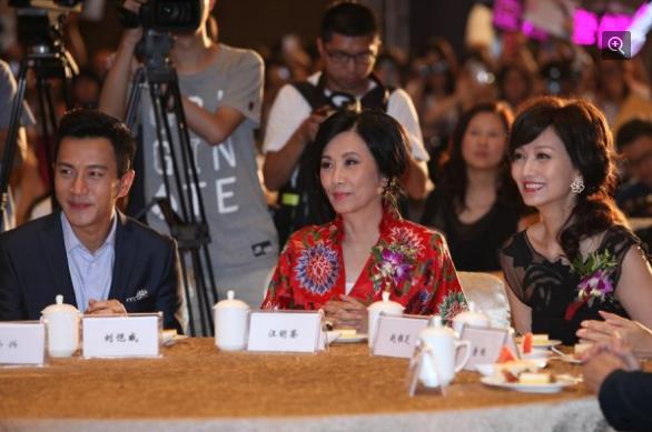 趙雅芝汪明荃《風(fēng)云天地》飆戲