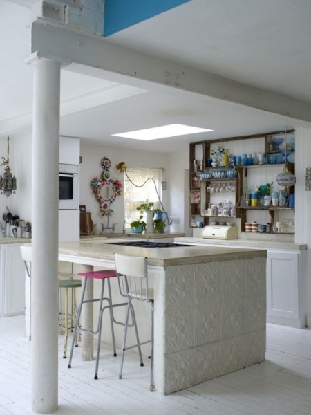 �üҾ�ɫ�ʊy�c�L��Ӣ���F����Ԣ