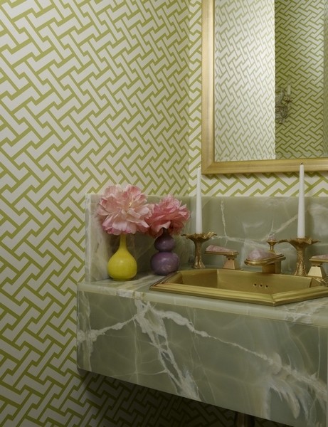 �(y��ng)���c�g��Ī˹���ǹ�ɫ�ʹ�Ԣ