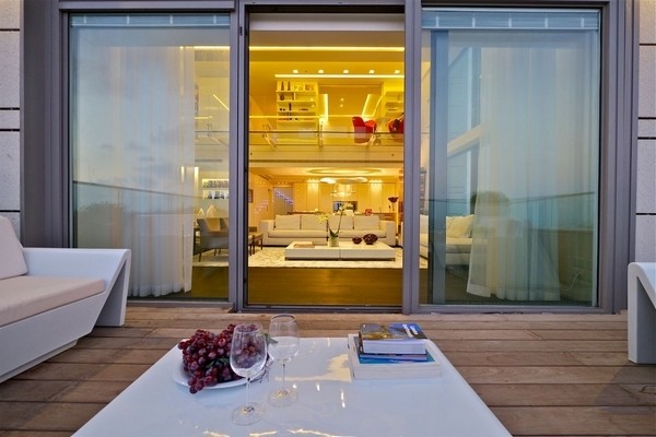 ������ʵĳ���������ɫ�����סլ