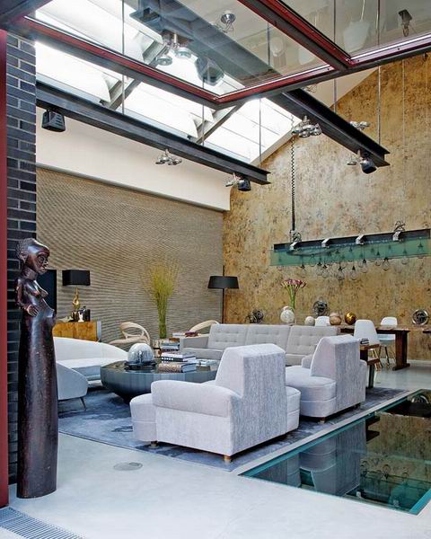 �����f�}������LOFTסլ