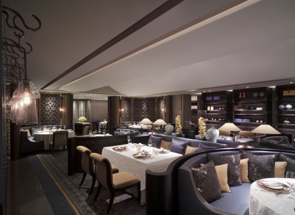 ��˹̹�����������ISTTOO�͏d