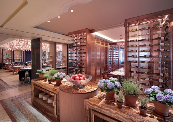 ��˹̹�����������ISTTOO�͏d