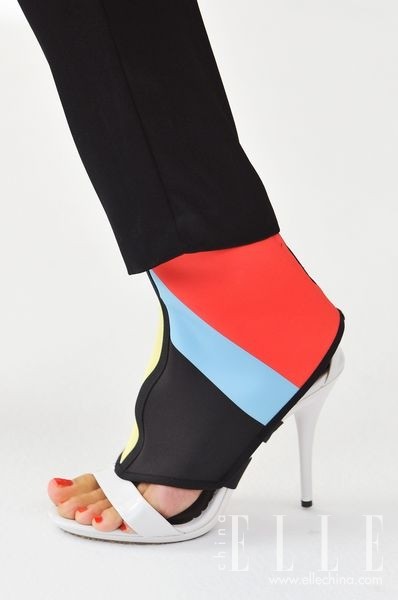 巴黎時裝周色彩看點:拼色藝術