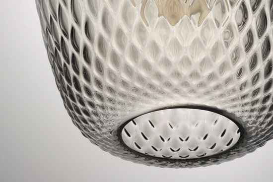 ���܄������