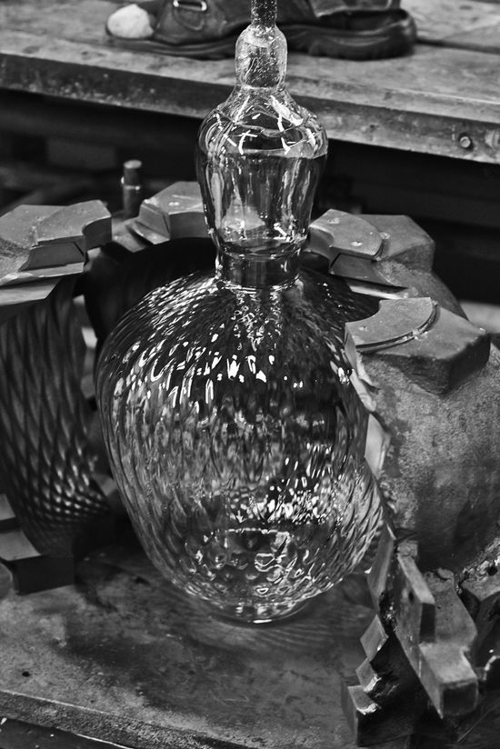 ���܄������