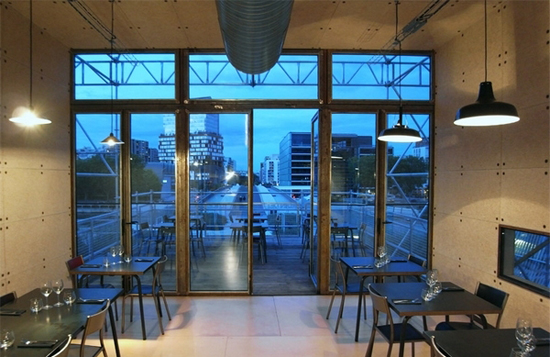 �������ʍu�R�r�͏d