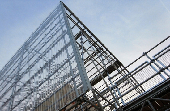 �������ʍu�R�r�͏d