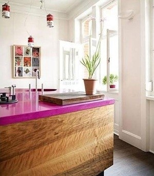 ����ɫ�����v������С���ıP���