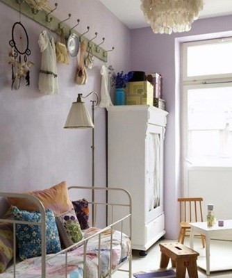 ����ɫ�����v������С���ıP���