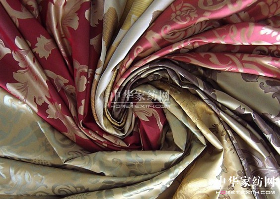 �ϳ�z�I�㉺�����Ӈ��H�Q��