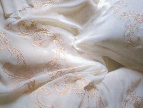 �����ݳ�Ʒ��DPorthault2015���Ĵ�Ʒ