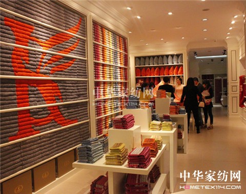 �Pʢ���ÚW��֮�У��ɾ͇�(gu��)�H�����µ䷶