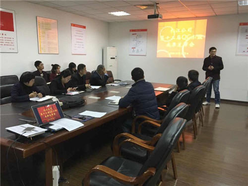 �L(zh��ng)����˾���ļ�(x��)΢̎�������c(di��n)�΄�(chu��ng)Ч