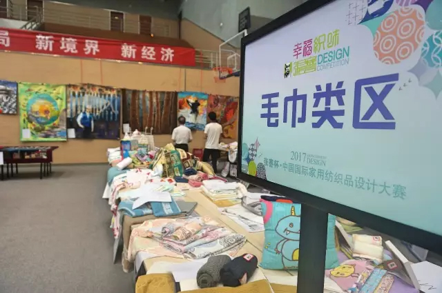 �Ҹ�������ζϯ����ͨ������������300���Ҽ��aƷ��Ů��ʣ�