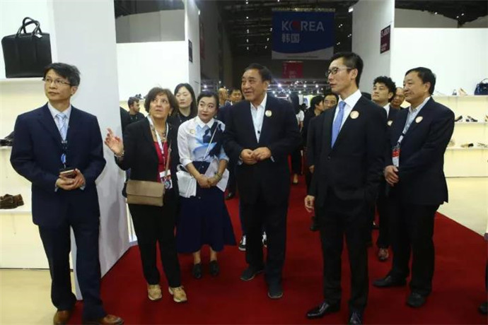 彰顯紡織大國風范,中紡聯“秋季聯展”開幕