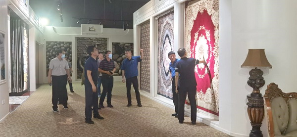 天安門管委會、人民大會堂管理局領(lǐng)導考察東升地毯集團