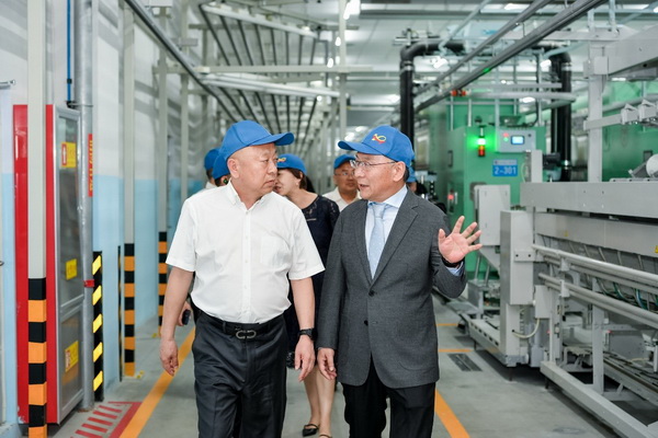 循道追光，致遠未來&mdash;&mdash;蘭精授牌華源紗線生產全球標桿工廠共赴璀璨新征程