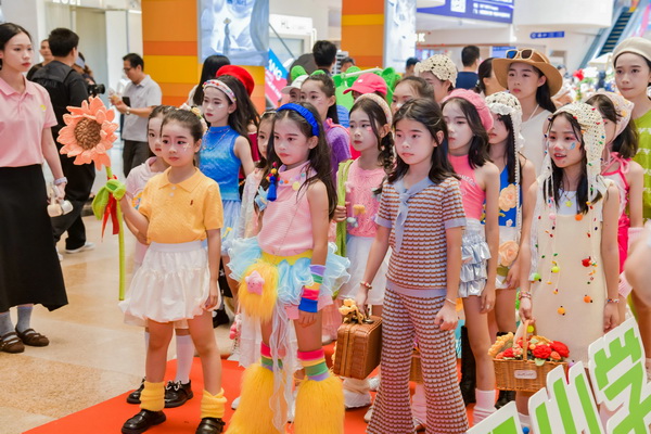 毛織三大盛會(huì)在大朗開(kāi)幕！&ldquo;世界毛織之都&rdquo;奏響產(chǎn)業(yè)強(qiáng)音