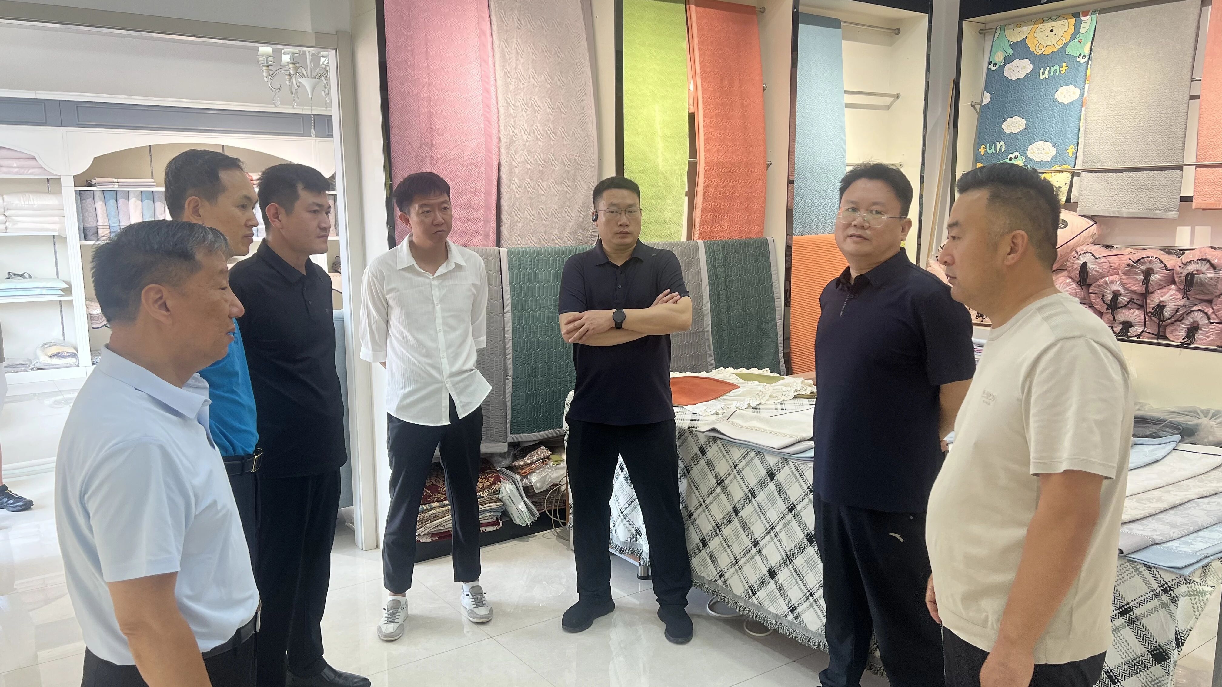 中國&middot;小堡第九屆布藝展覽會(huì)開幕